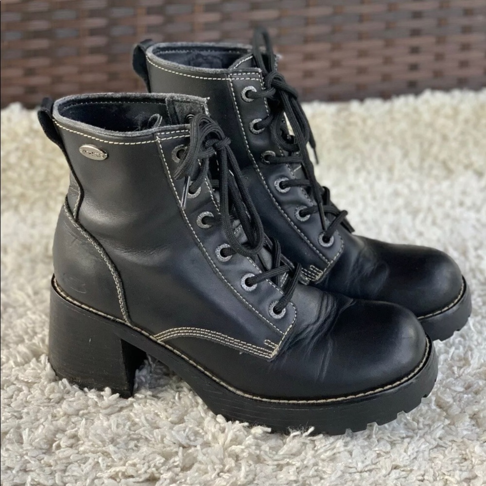 Vintage Skechers Chunky Black Boots Size 8.5